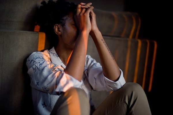Comment utiliser la sophrologie pour gérer le stress ?